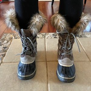 Sorel boots-Joan of Arctic
